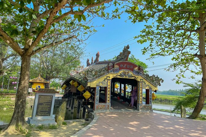 Hue Hoi An Bus Tour Sightseeing via Hai Van Pass 4 Stops - Value check: what $12.75 gets you (and where it doesn’t)