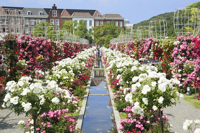 Huis Ten Bosch Full Day Bus Tour From Hakata - Getting Around and Food When Lunch Isn’t Included