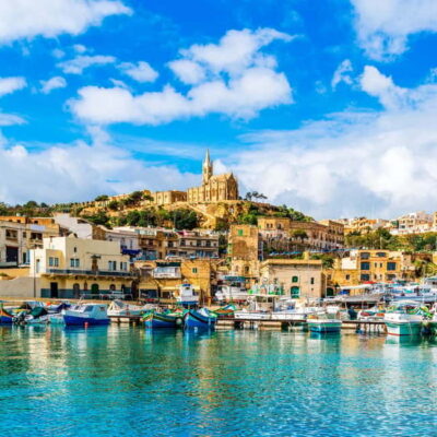 iSeeGozo Day Pass with Ferry & Gozo Bus Hop-On Hop-Off (CMO) - Getting There: Hotel Pickup and Spotting the Right Vehicle