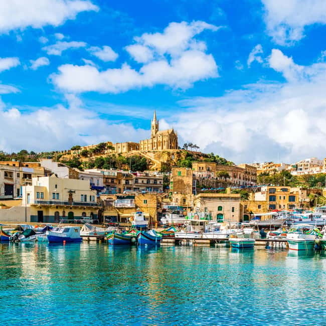 iSeeGozo Day Pass with Ferry & Gozo Bus Hop-On Hop-Off (CMO) - Getting There: Hotel Pickup and Spotting the Right Vehicle