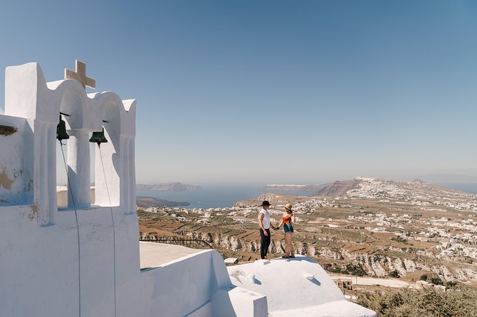 Island Bus Tour: The Majestic Spots Of Santorini - Fira for one hour: caldera photos, shops, and food on your own