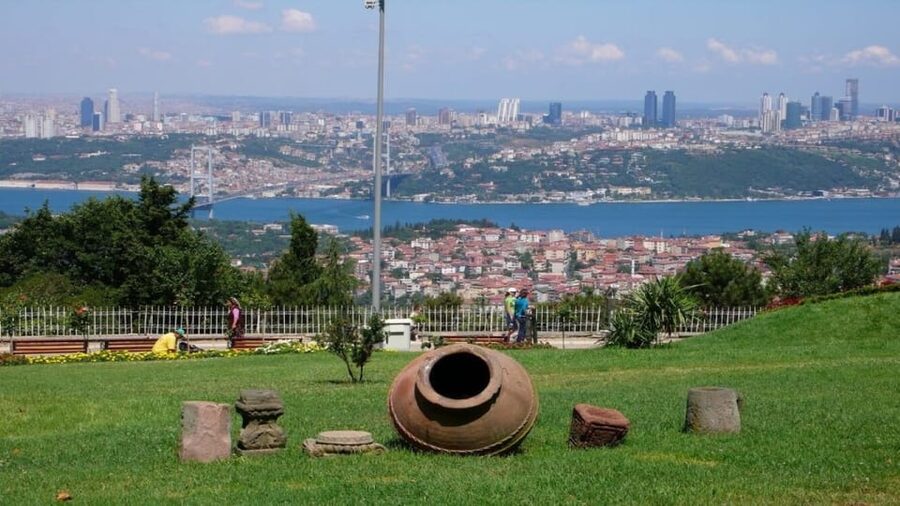 Istanbul: City Hightlights Bus Tour and Bosphorus Cruise - Bosphorus Bridge Passing By: A Quick “Europe to Asia” Check-In