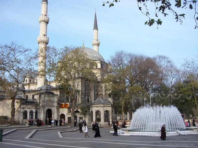 Istanbul: Guided Bosphorus Cruise & Golden Horn Bus Tour - Logistics that affect your comfort (more than you’d think)