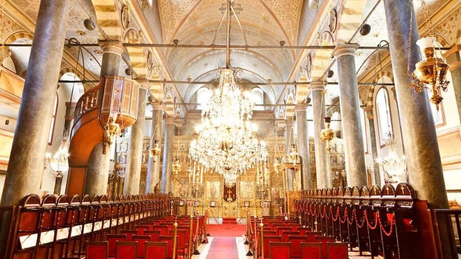 Istanbul: Old City And Bosphorus Bus Tour with Lunch - Topkapi Palace: A Guided Look, but Entrance Costs Extra