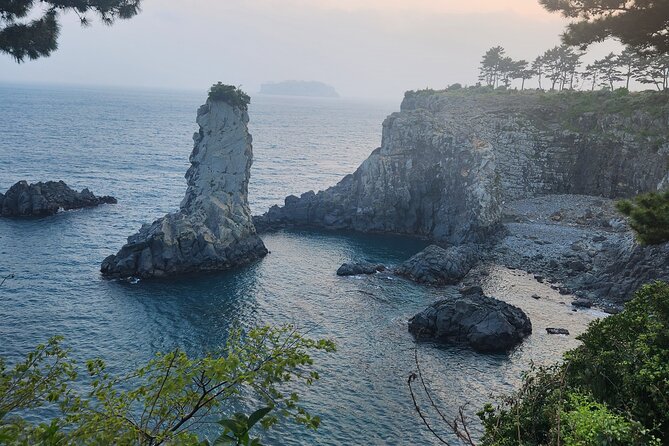 Jeju island Southern Unesco Mt.halla ONE day Bus Tour - Stop 1 on Hallasan: The Eoseungsaengak Trail Hike