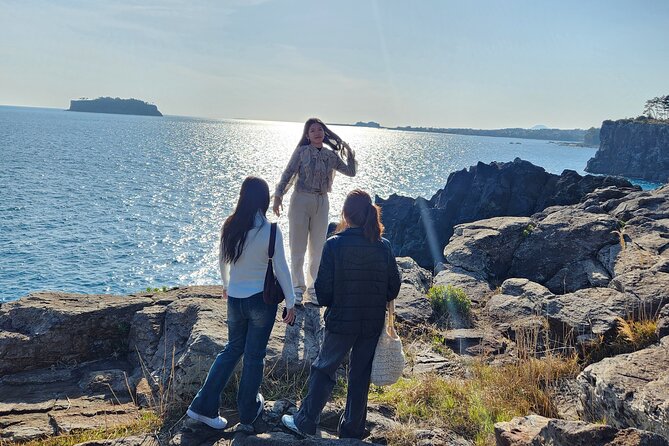 Jeju island Southern Unesco Mt.halla ONE day Bus Tour - Guide Matters: How Peter Kim Can Shape the Whole Day
