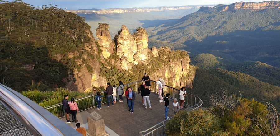 Katoomba: Blue Mountains Full-Day Hop-On Hop-Off Bus Tour - Price and value: is $38 a good deal for this day pass?