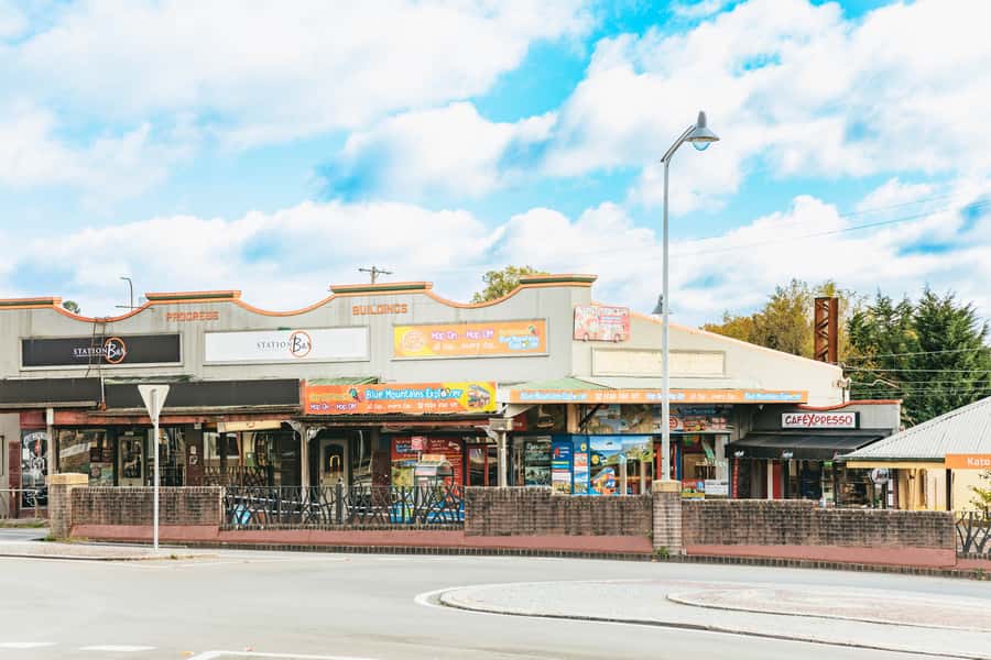 Katoomba: Lyrebird Hop-On Hop-Off and Scenic World Pass - Quick takeaways