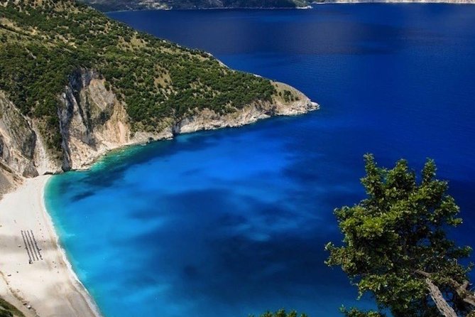Kefalonia Island Bus Tour- Wine Tasting, Melissani & Fiscardo - Orealios winery tasting: robola and the island’s wine personality