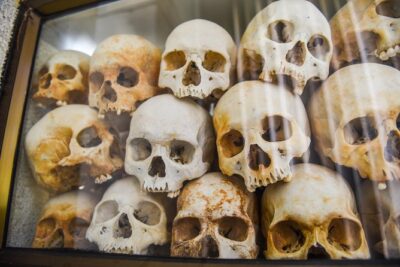 Killing Fields and Prison S21 Bus Tour - Getting From Stop to Stop: How the Day Is Scheduled