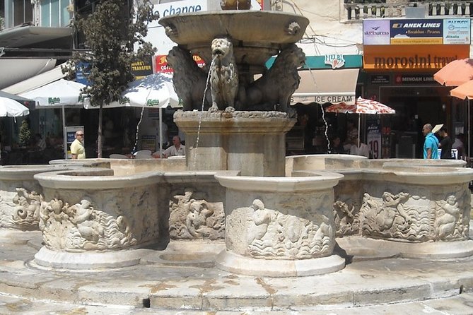 KNOSSOS & HERAKLION CRETE, day professional guided coach tour - Heraklion city center walk: the 30-minute history window