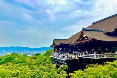 Kyoto 1 Day Golden Route Bus Tour - Kyoto Station pickup: smooth start, tight timing