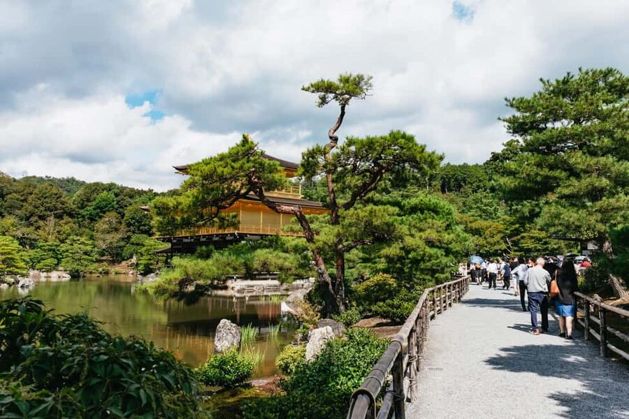 Kyoto: Full-Day Guided Bus Tour to Top Highlights & Tickets - Meeting at Hotel Keihan Kyoto Grande and How the Day Flows