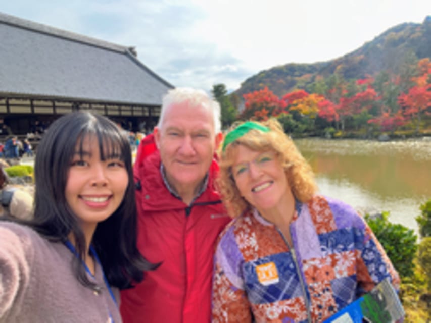 Kyoto: Fushimi Inari, Kinkakuji, Bamboo Grove 1 Day Bus Tour - Arashiyama and Togetsukyo Bridge: lunch with a classic Kyoto backdrop