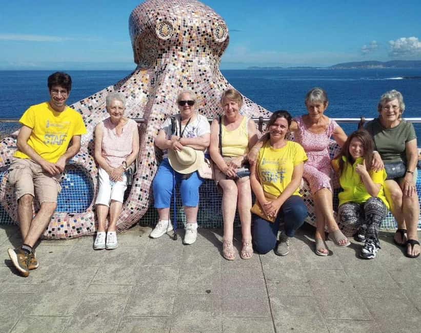 La Coruna: Sightseeing Bus Tour for Cruisers - Mount San Pedro: WWII artillery views and an actual break in a park