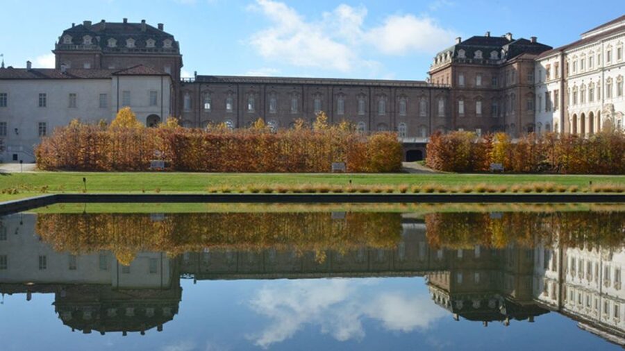 La Venaria Reale Entry Ticket and Hop-on Hop-off Bus Tour - Turin in Two Speeds: Use the Bus to Connect the Dots