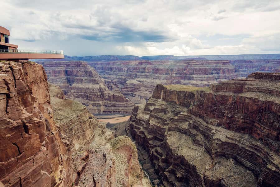Las Vegas: Grand Canyon West Bus Tour with Guided Walk - The Las Vegas Pickup and the Long Drive You Can Actually Handle