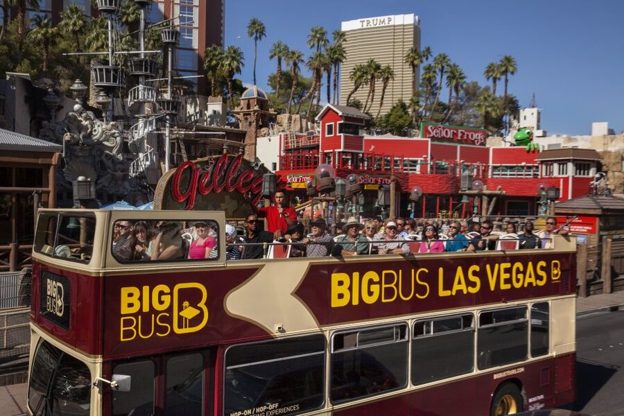 Las Vegas: Hop-on Hop-off Sightseeing Tour by Open-Top Bus - Atomic Golf Add-On: A Surprising Value Moment
