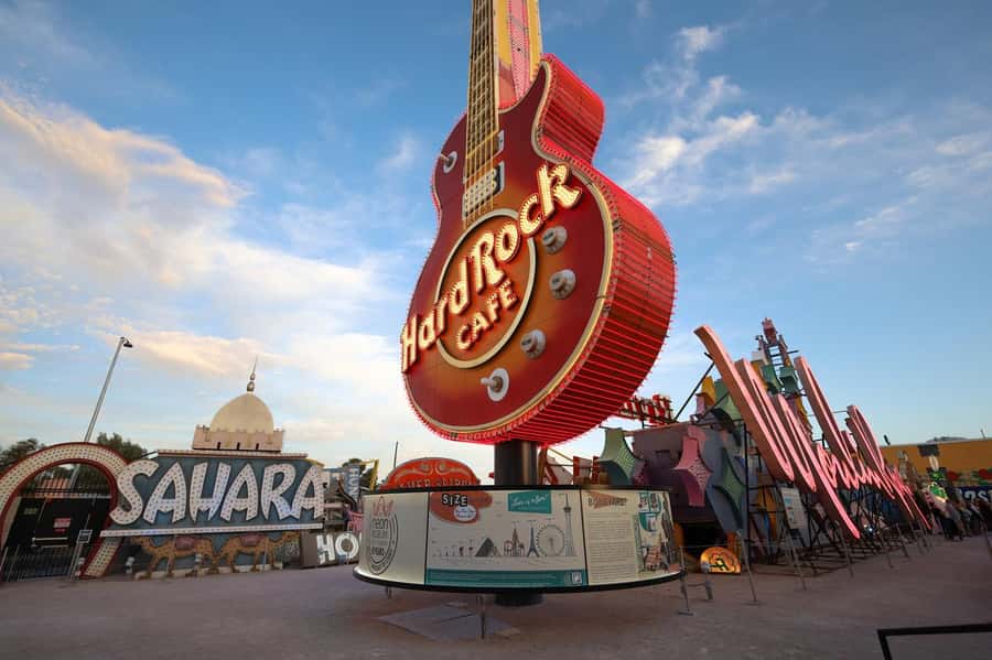 Las Vegas: Neon Museum Experience & Vegas Open-Top Bus Tour - Strip After Dark: What the Audio Makes You Notice