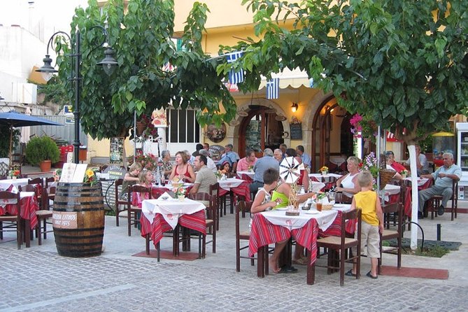 LASSITHI & KNOSSOS CRETE, full day professional guided coach tour - Comfort, timing, and the small logistics that affect your day