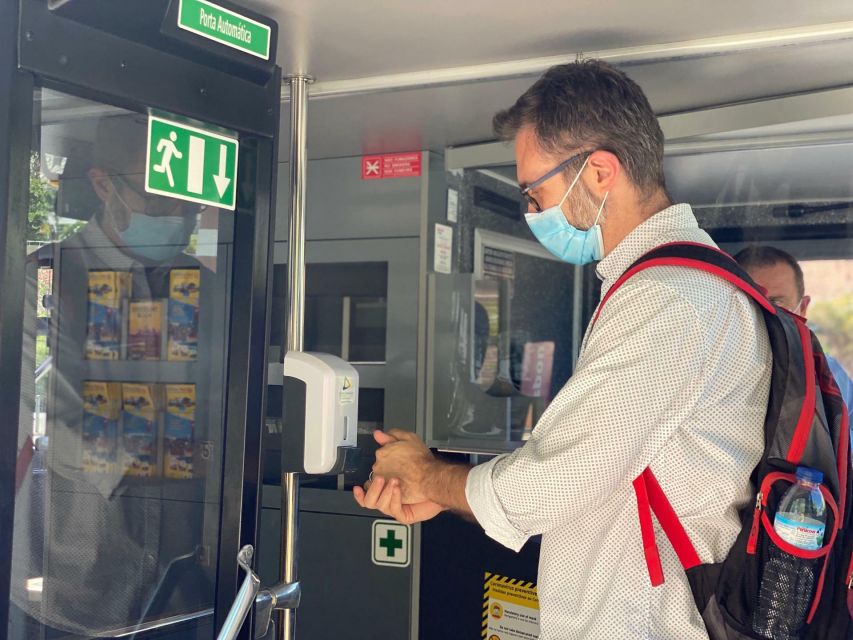 Lisbon: 3-in-1 Hop-On Hop-Off Bus and Tram Tours - Audio guides across 13 languages: how to make them work for you