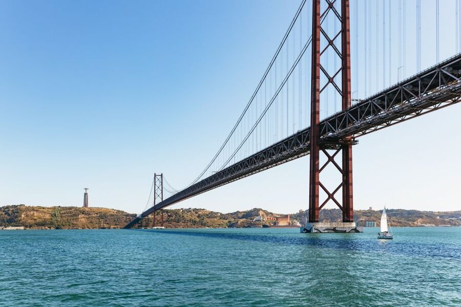 Lisbon: 72/96-Hour Hop-On Hop-Off Bus, Tram & Boat Ticket - Key things that make this ticket worth a look