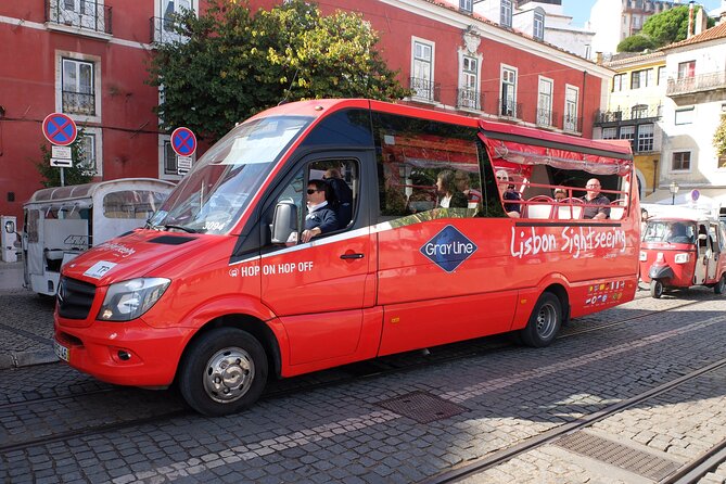 Lisbon Hop On Hop Off Bus and Boat Tour - Príncipe Real and viewpoints: gardens, museums, and the best angles