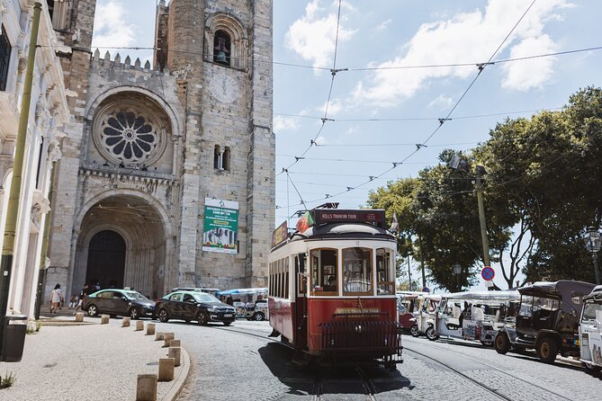Lisbon Hop-On Hop-Off Bus, Tram Tour, River Cruise for 72/96Hour - Belém Circuit: Jerónimos to Belém Tower Without the Stress