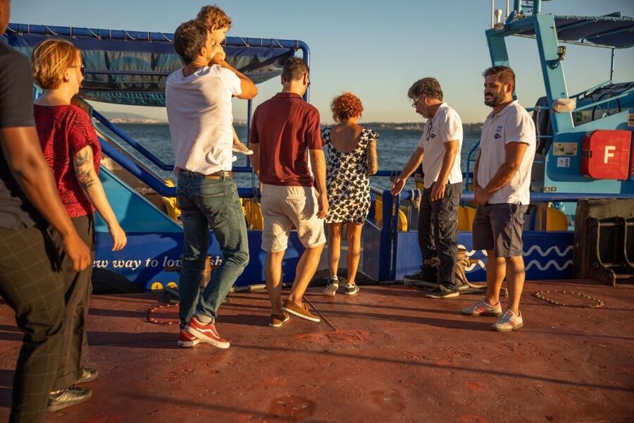 Lisbon: Sightseeing Boat Tour with Hop-On Hop-Off Option - Key takeaways before you sail