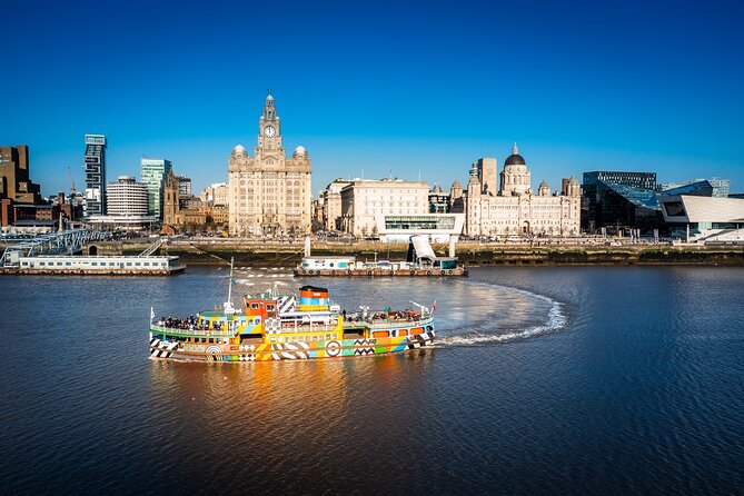 Liverpool: River Cruise & Sightseeing Bus Tour - Sound, headphones, and wind: making sure you actually hear the story