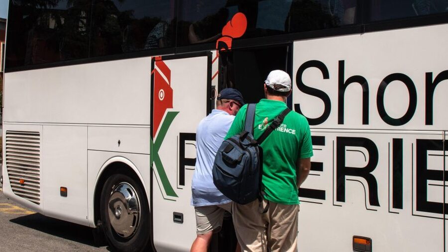 Livorno: Shore Excursion to Pisa and Livorno Bus Tour - Timing reality: why the “5 hours” can feel different in port days