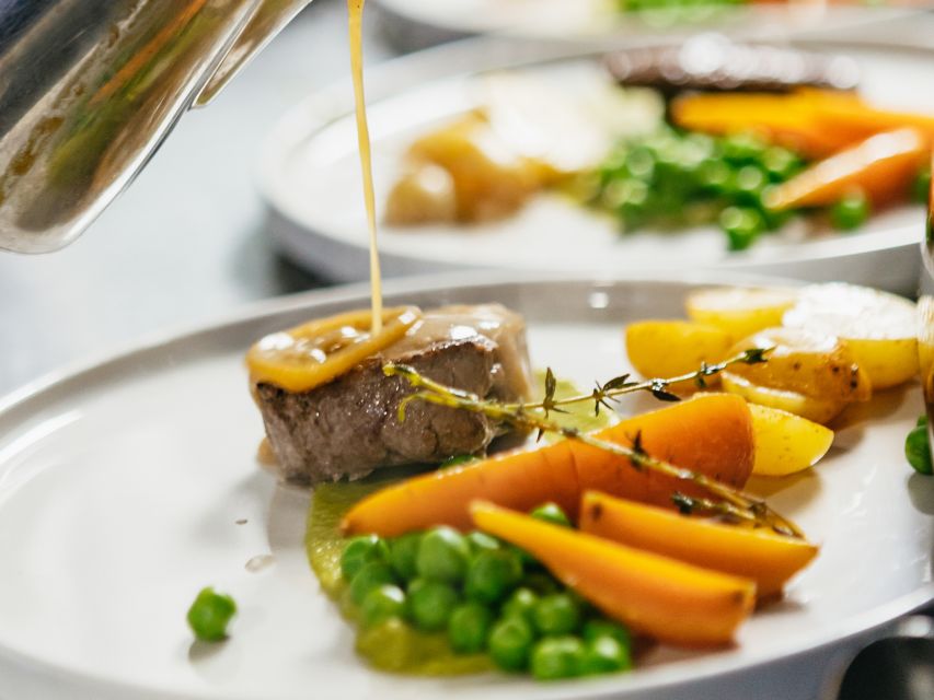 London: 6-Course Gourmet Dinner on a Luxury Coach - Wine pairing: When it helps, and when you might skip it