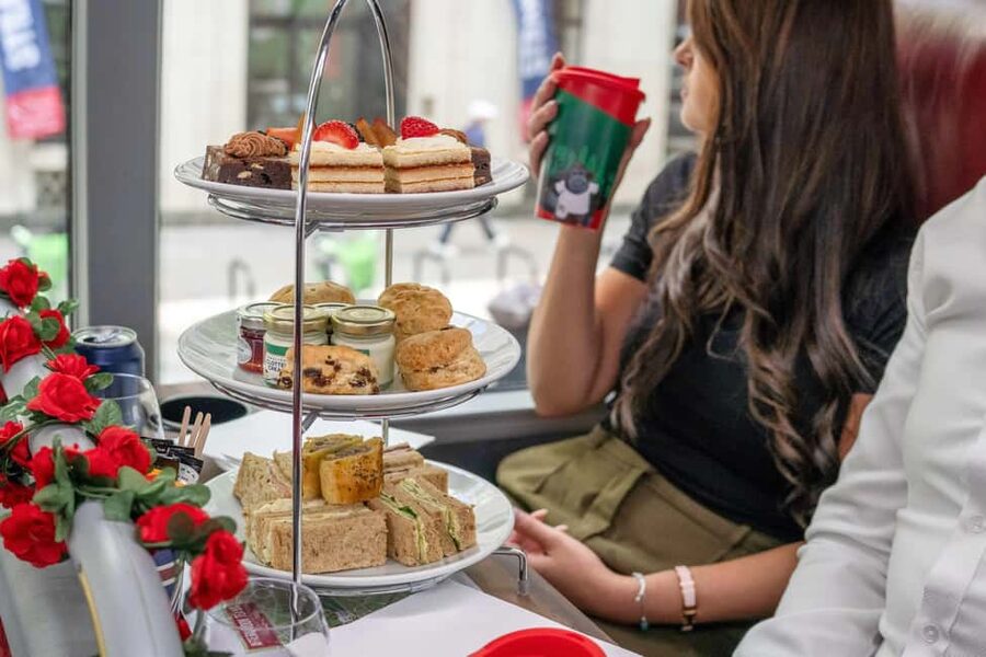 London: Afternoon Tea Bus Tour & London Eye Option - Upper Deck vs Lower Deck: Choose Your View on Purpose