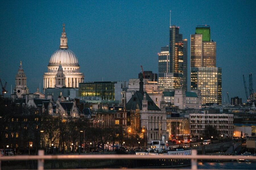 London: Big Bus Panoramic Evening Tour by Open-Top Bus - Audio Guide in 7 Languages: How It Makes the Ride Worth It