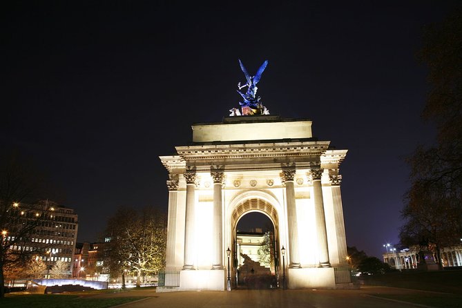 London by Night Bus Tour with Christmas Lights and Live Guide - Fortnum & Mason and Big Ben: finishing strong after the light sweep