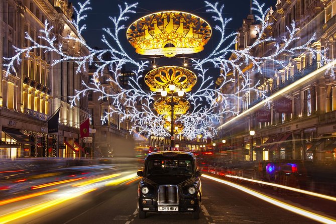 London by Night Bus Tour with Christmas Lights and Live Guide - Meeting at Belvedere Road and grabbing the best seat