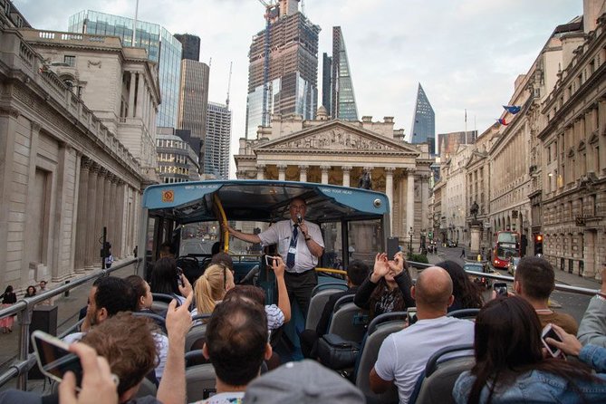 London Christmas Day 1 Day Hop-on Hop-off Bus Tour - Should you book this Christmas Day bus tour?