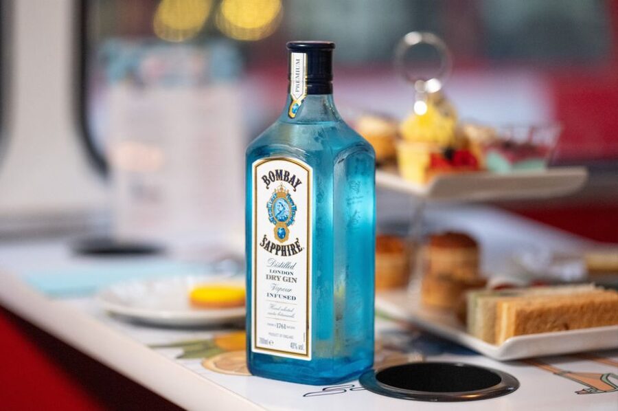 London: Gin and Afternoon Tea Bus Tour with Audio Guide - Key points before you go