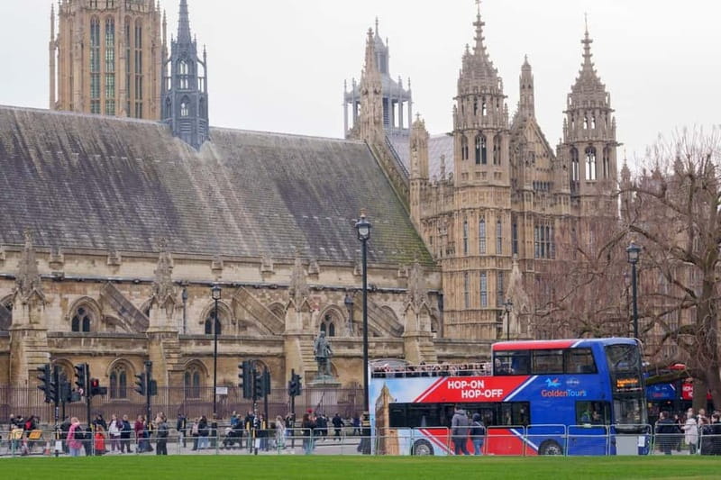 London: Golden Tours Gray Line Hop-on Hop-off Bus Tour - Included attraction options: how to choose 1–5 without overplanning