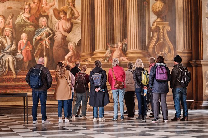London Hop-On Hop-Off 1-Day River Sightseeing + Painted Hall - Onboard experience: what the boats feel like in real life