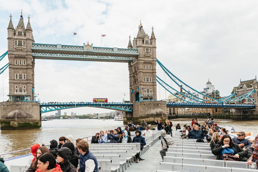 London: River Thames Hop-On Hop-Off Sightseeing Cruise - Continuing East to Greenwich: Cutty Sark and the River’s Last Great Stop