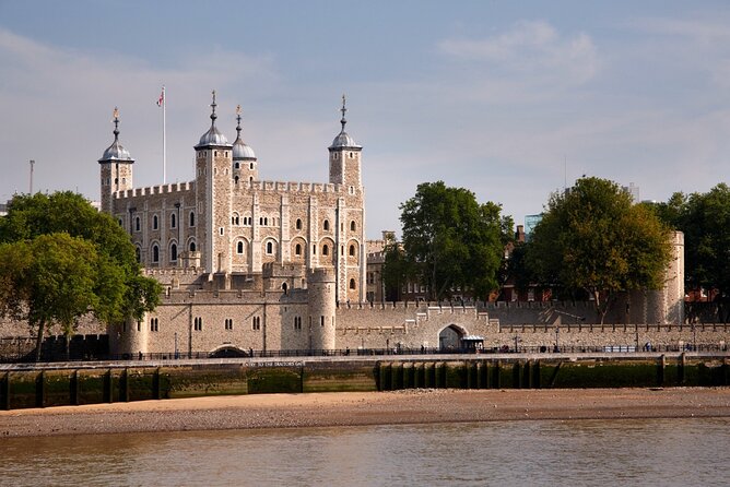 London’s Family-friendly Routemaster Bus Tour with Live Guide - Where the tour shines for different types of travelers