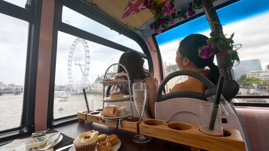 London: Taylor Swift-Inspired Afternoon Tea Bus Tour - The route, pacing, and what you’ll actually see