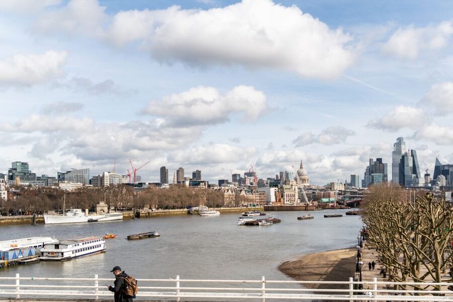 London: Tootbus Hop-on Hop-off (Optional River Cruise) - The Yellow Route day plan: iconic sights, but with your control