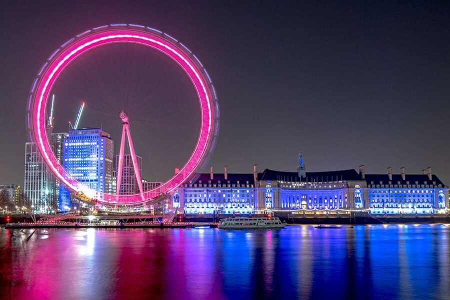 London: Tootbus London by Night Bus Tour - Comfort, safety, and the reality of open-top city riding