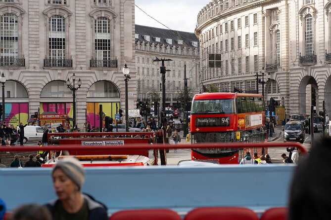 London Tour Hop-on Hop-off Bus with Optional Thames River cruise - Buckingham Palace and Hyde Park: Easy Stops for Icon Photos and Real Walking