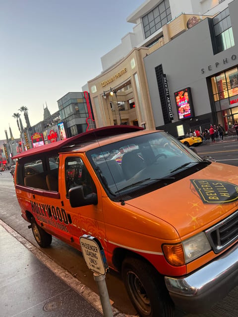 Los Angeles: Hollywood and Beverly Hills Open-Top Bus Tour - Beverly Hills and Rodeo Drive: designer streets with a guided lens