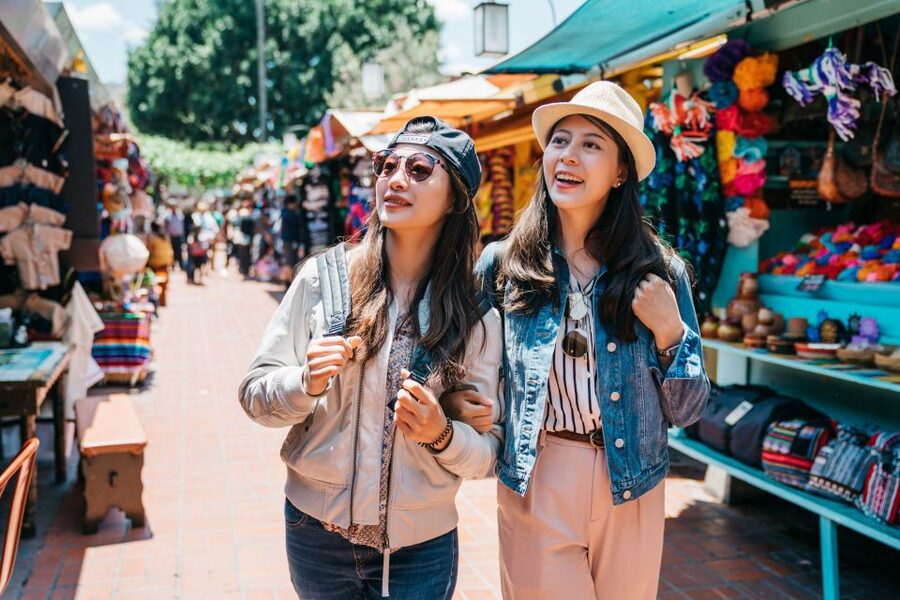 Los Angeles: Hop-On Hop-Off Bus Tour with Audio Guide - Santa Monica Yellow Route: Pier Views, Venice Beach, and 3rd Street Promenade
