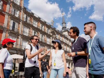 Madrid: 4-Hour Bus Tour with Royal Palace Admission - Puerta del Sol and Plaza de Oriente: Where the City’s Center Tightens