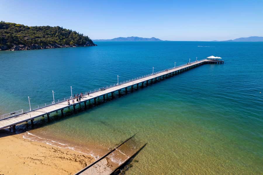 Magnetic Island: Guided Bus Tour with Morning Tea - Rocky Bay Lookout: the views that set the day up